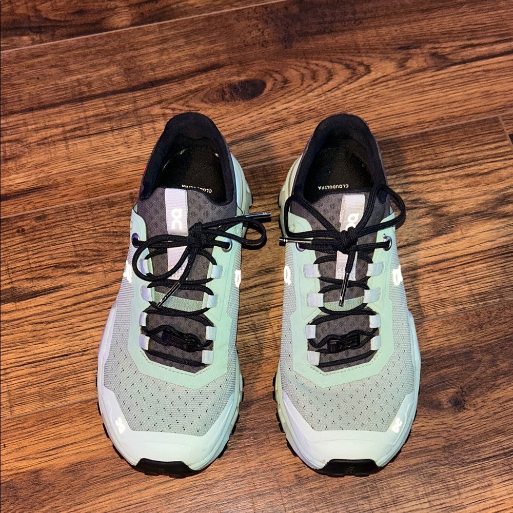 Women's On Cloudultra 2 Trail Running Shoes